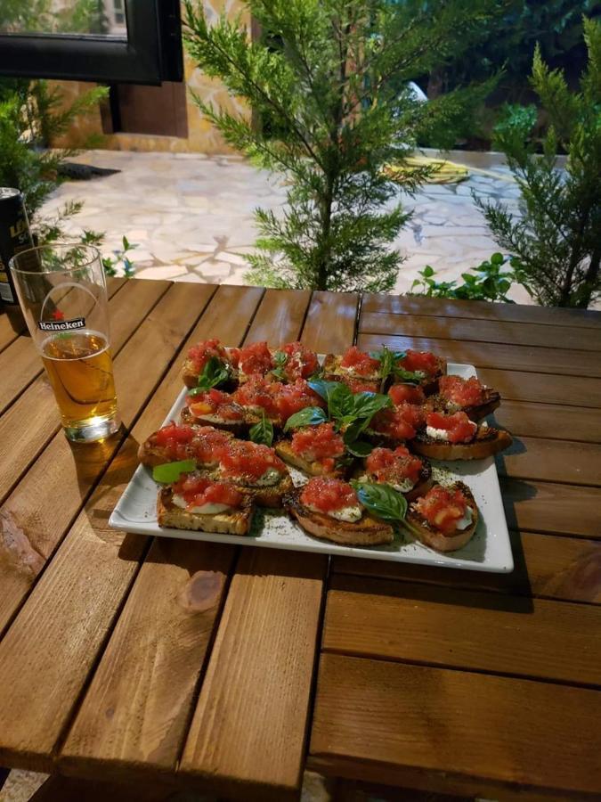 Hotel Natali Dhërmi 외부 사진