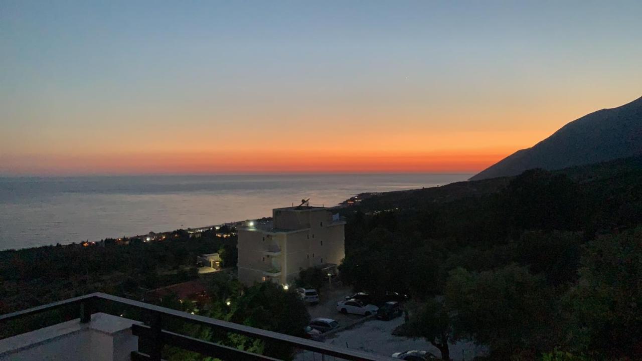 Hotel Natali Dhërmi 외부 사진
